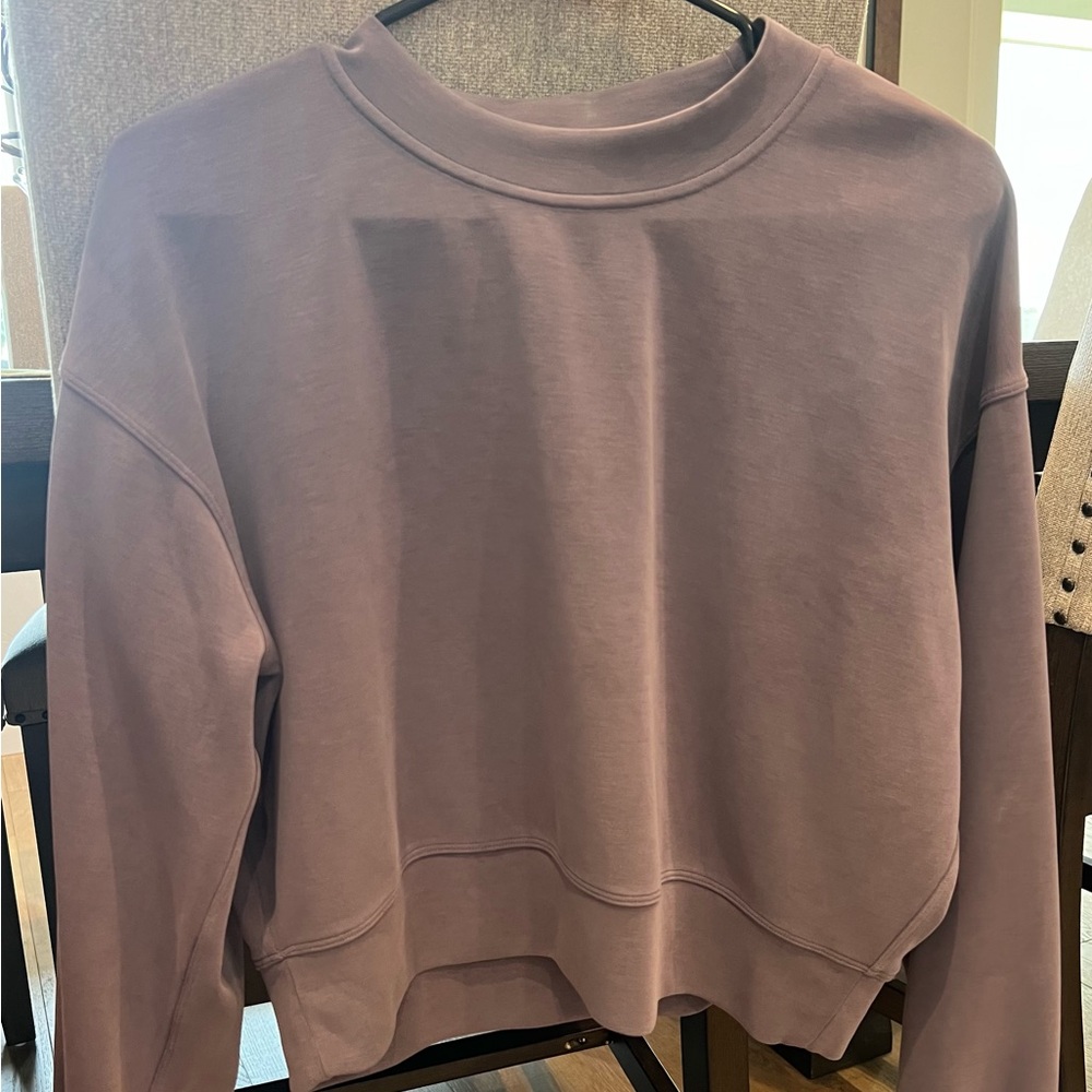 Lululemon Softstreme Perfectly Oversized Cropped Crew Lavender Size 6